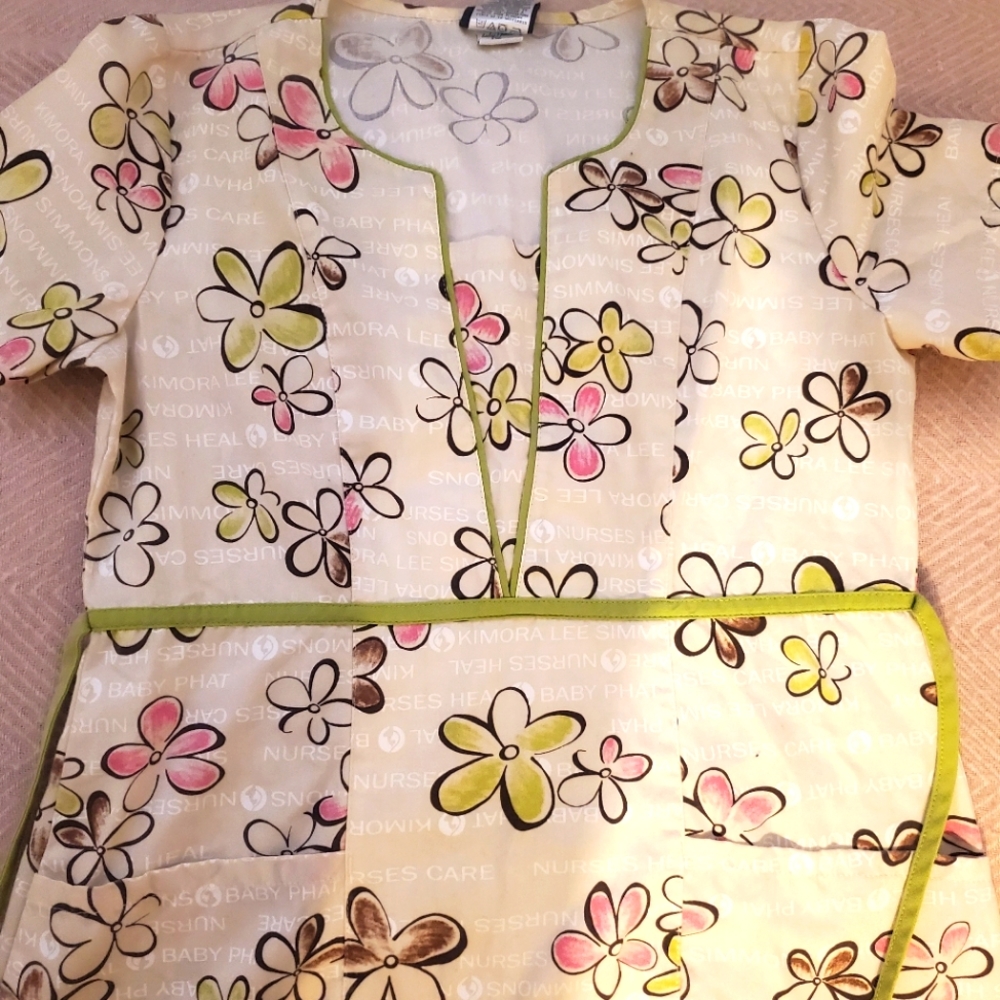🤩Baby phat xs nurse scrub top